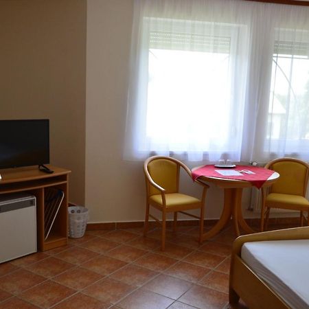 Hotel Harka ฮอร์กานี ภายนอก รูปภาพ