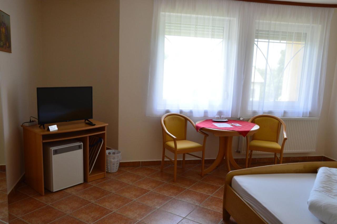 Hotel Harka ฮอร์กานี ภายนอก รูปภาพ