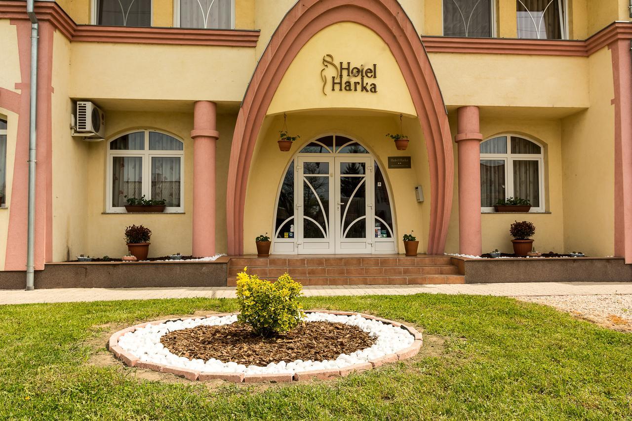 Hotel Harka ฮอร์กานี ภายนอก รูปภาพ
